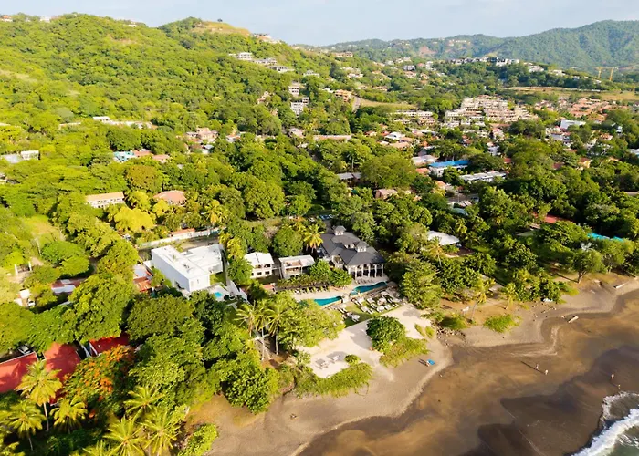 Spacious One-bedroom With Pool View, Balcony & Club Access *